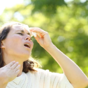 হিট স্ট্রোক কি প্রাণ কাড়তে পারে? এই লক্ষণগুলো দেখলেই সাবধান হোন, জানুন বাঁচার উপায়
