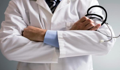 আয়ুর্বেদের আড়ালে মারণ খেলা! হরিণের শিং থেকে বন্দুক— হাতুড়ে ডাক্তারের ডেরায় মিলল হাড়হিম করা সরঞ্জাম