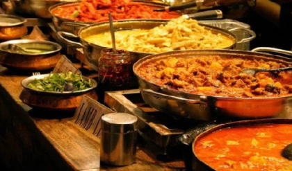 গুজরাটে উৎসবের আমেজ বদলে গেল বিষাদে! বিয়েবাড়ি ও অনুষ্ঠানে খেয়ে অসুস্থ ৭০০-র বেশি, তুঙ্গে আতঙ্ক!