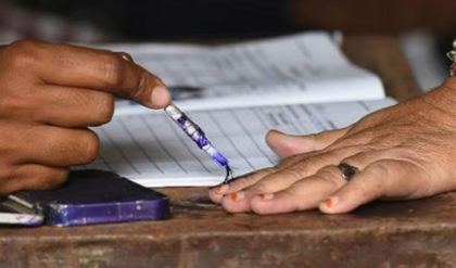 ভোট না দিলে কি চিরতরে কাটা যাবে নাম? বাংলায় প্রথম দফার ভোটের আগে তুঙ্গে আতঙ্ক!