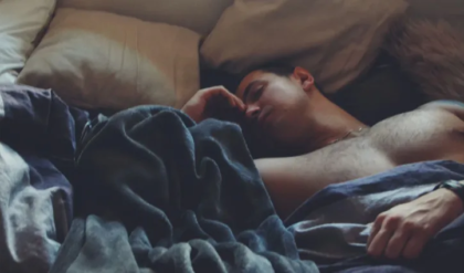 পোশাক ছেড়ে নিশ্চিন্তে ঘুমান! নগ্ন হয়ে ঘুমানোর এই ৫টি স্বাস্থ্যগুণ আপনাকে অবাক করবেই