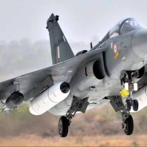 আকাশে উড়বে ভারতের ‘ব্রহ্মাস্ত্র’! তেজস মার্ক-১এ নিয়ে এপ্রিলের শেষে বড় খবর শোনাল প্রতিরক্ষা মন্ত্রক