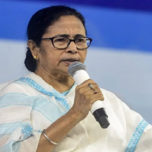 “প্রথম দফাতেই আমরা সেঞ্চুরি হাঁকিয়েছি!” ভোটের ৪৮ ঘণ্টা আগে মমতার এই দাবিতে শোরগোল রাজনৈতিক মহলে