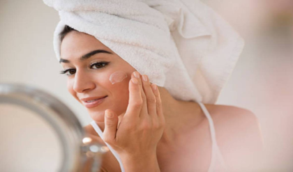 পার্লারের খরচ বাঁচান! ঘরোয়া এই ৩টি জাদুকরী উপাদানেই ত্বক হবে কাঁচের মতো স্বচ্ছ