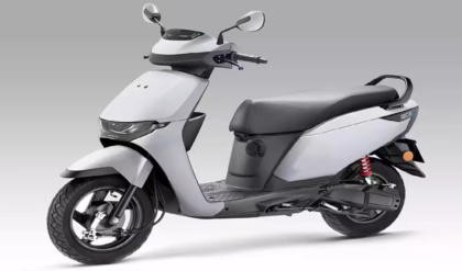 বাজারে এথারের জয়জয়কার! ৬ লক্ষের মাইলফলক পেরিয়ে ভারতের ইলেকট্রিক স্কুটার দুনিয়ায় তোলপাড়