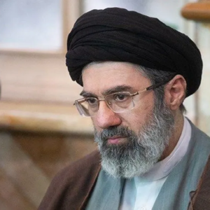 কোথায় মোজতবা খামেনেই? এক মাস পার, ইরানের সর্বোচ্চ নেতার রহস্যময় অন্তর্ধানে ঘনীভূত জল্পনা! কোথায় মোজতবা খামেনেই? এক মাস পার, ইরানের সর্বোচ্চ নেতার রহস্যময় অন্তর্ধানে ঘনীভূত জল্পনা!