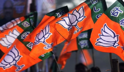 ‘১৭৭ আসনেই ফুটবে পদ্ম!’ শুভেন্দুর নেতৃত্বে ৫ প্রার্থীর মেগা মনোনয়ন, কৃষ্ণনগরে শক্তিপ্রদর্শন বিজেপির