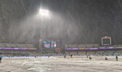 বৃষ্টিতে বাঁচল কেকেআর! রাহানের ‘ভুল’ সিদ্ধান্তে ক্ষুব্ধ অশ্বিন-উমেশও, কী নিয়ে কথা বললেন কিং খান?