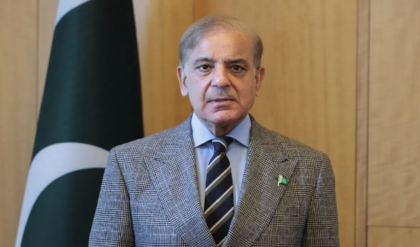 পাকিস্তানের ঘাড়ে নিঃশ্বাস ফেলছে আরব আমিরশাহি! ৩ বিলিয়ন ডলার ফেরানোর কড়া নির্দেশ, দেউলিয়া হওয়ার পথে ইসলামাবাদ?