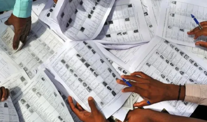 আপনার নাম কি আছে? সংশোধিত ভোটার তালিকায় ব্যাপক রদবদল, ৯০ লক্ষের বেশি নাম মুছে দিল নির্বাচন কমিশন