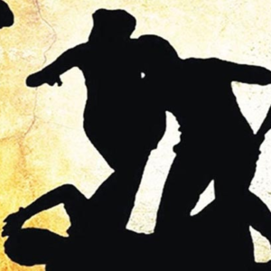 ভাঙড়ে জনরোষের শিকার তৃণমূলের দাপুটে নেতা! গাড়ি থেকে নামিয়ে অহিদুলকে বেধড়ক গণধোলাই