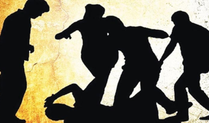 ভাঙড়ে জনরোষের শিকার তৃণমূলের দাপুটে নেতা! গাড়ি থেকে নামিয়ে অহিদুলকে বেধড়ক গণধোলাই