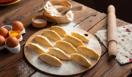 রান্নাঘরের ঝক্কি শেষ! মাত্র ৫টি জাদুকরী টোটকায় বাঁচান অর্ধেক সময়