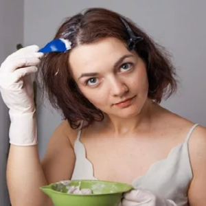 চুল পড়া নিয়ে চিন্তিত? কলার এই জাদুকরী ব্যবহার আপনার জীবন বদলে দেবে!