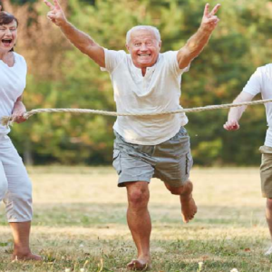 শুয়ে-বসে নয়, অবসরে এই ৩টি কাজ করলেই বাড়বে আয়ু! বিজ্ঞান বলছে দীর্ঘজীবী হওয়ার সহজ উপায়