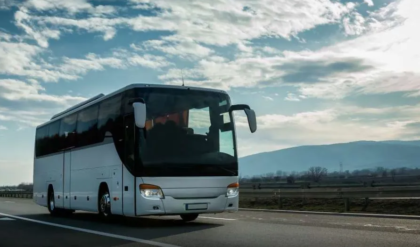 ৩৭ ঘণ্টার বাসে চড়ে চার রাজ্য ভ্রমণ! জানেন ভারতের দীর্ঘতম বাস রুট কোনটি? জানলে চমকে যাবেন