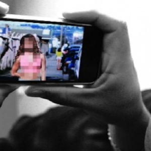 সেক্সটিং-এর নেশা কি অজান্তেই ধ্বংস করছে আপনার জীবন? লজ্জা ঝেড়ে ফেলে সত্যিটা জানুন