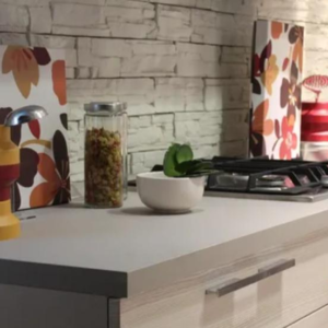 আগুনের গোল্লা হবে না রান্নাঘর! এই ৫টি টোটকায় গরমেও পাবেন এসির মতো আরাম