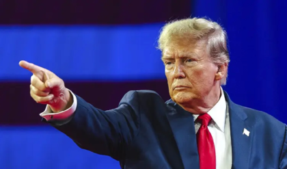 ট্রাম্পের ভয়ংকর হুঁশিয়ারি! ধুলোয় মিশল ইরানের ‘বি-১’ সেতু, যুদ্ধের মেঘে ঢাকল মধ্যপ্রাচ্য