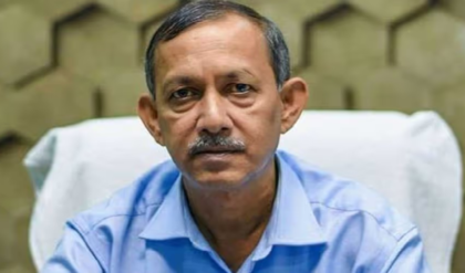 “মমতা জিতলে হারবে বাংলার মানুষ!” ভোটের ময়দান থেকে দূরে বসে বিস্ফোরক গৌতম দেব “মমতা জিতলে হারবে বাংলার মানুষ!” ভোটের ময়দান থেকে দূরে বসে বিস্ফোরক গৌতম দেব