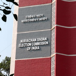 তৃণমূলের হয়ে প্রচারের অভিযোগ! খণ্ডঘোষের জয়েন্ট বিডিও-কে সাসপেন্ড করল নির্বাচন কমিশন তৃণমূলের হয়ে প্রচারের অভিযোগ! খণ্ডঘোষের জয়েন্ট বিডিও-কে সাসপেন্ড করল নির্বাচন কমিশন