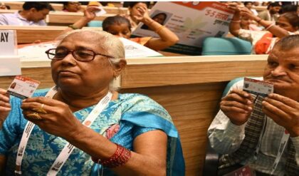 ৫ লক্ষ টাকার স্বাস্থ্য বিমা থেকে নিজের বাড়ি— বাংলার জন্য মোদীর ঝুলিতে আর কী কী? বদলে যাচ্ছে আপনার ভাগ্য!