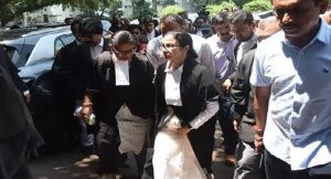 “৩৬৫ পার্টি অফিস ভাঙচুর, ২০০০ সমর্থক আক্রান্ত!”-ভোট হিংসার বিচার পেতেই কি আদালতে মমতা?