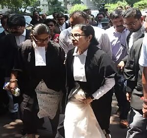 “৩৬৫ পার্টি অফিস ভাঙচুর, ২০০০ সমর্থক আক্রান্ত!”-ভোট হিংসার বিচার পেতেই কি আদালতে মমতা?