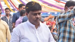 ছেলের গ্রেফতারির পরেই বাগে এল বাবা? পুরীতে লুকিয়ে থাকাকালীন ধৃত দিলীপ মণ্ডল