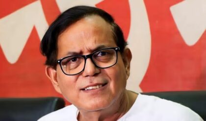 বিজেপির প্রধান প্রতিপক্ষ কি বামপন্থীরাই? ‘গরম’ রাজনীতিতে নতুন বার্তা দিলেন সেলিম বিজেপির প্রধান প্রতিপক্ষ কি বামপন্থীরাই? ‘গরম’ রাজনীতিতে নতুন বার্তা দিলেন সেলিম