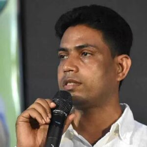 ‘পুষ্পা’ থেকে ‘খলনায়ক’! জাহাঙ্গির খানের রক্ষাকবচ তুলে নিল আদালত, এবার কি সিজারের পালা? ‘পুষ্পা’ থেকে ‘খলনায়ক’! জাহাঙ্গির খানের রক্ষাকবচ তুলে নিল আদালত, এবার কি সিজারের পালা?