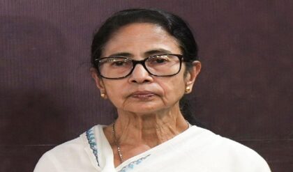 লক্ষ্মীর ভাণ্ডার বনাম দুর্নীতির পাহাড়! ৪ মে-র রেজাল্টের আগে ৫টি ইস্যুতে চরম বিপাকে তৃণমূল?
