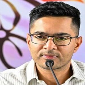 অমিত শাহকে ‘হুমকি’র মারাত্মক অভিযোগ! গ্রেফতারি এড়াতে এবার সরাসরি হাইকোর্টের দরজায় অভিষেক বন্দ্যোপাধ্যায় অমিত শাহকে ‘হুমকি’র মারাত্মক অভিযোগ! গ্রেফতারি এড়াতে এবার সরাসরি হাইকোর্টের দরজায় অভিষেক বন্দ্যোপাধ্যায়