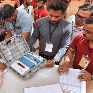 আপনার এলাকা কার দখলে? ভোট গণনার ঠিক আগে বড় তালিকা দিল কমিশন, এক ক্লিকেই জানুন আপনার গণনাকেন্দ্র!