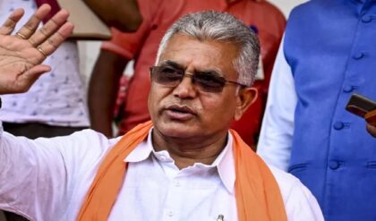 ‘আসবে ৫০০০ নতুন বাস!’ মহিলাদের ফ্রি বাস পরিষেবা নিয়ে দিলীপ ঘোষের এই মন্তব্য ঘিরে তোলপাড় রাজ্য!