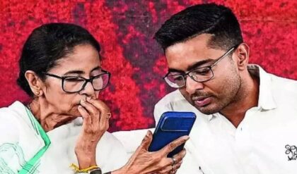 অভিষেক বন্দ্যোপাধ্যায়ের ১৭ সম্পত্তিতে পুরসভার নোটিস! সশরীরে হাজিরার কড়া নির্দেশ, তোলপাড় কলকাতা!