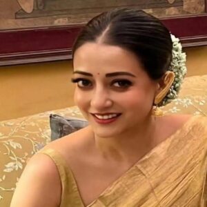 টলিউডে ‘ফেভারিটিজম’ ও নেপোটিজম নিয়ে মুখ খুললেন রাইমা! সুচিত্রা সেনের নাতনি হওয়ায় কেন শুনতে হয় খোঁটা?