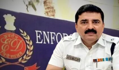 কালীঘাটের প্রাক্তন ওসির ‘রাজপ্রাসাদ’ দেখে চোখ কপালে তদন্তকারীদের! মুর্শিদাবাদের এই বাংলোর টাকার উৎস কী?