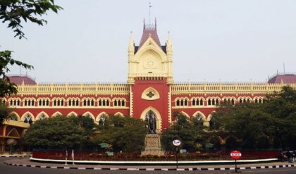 রাজ্যে পালাবদলের পরই কলকাতা হাইকোর্টে বড় রদবদল! সরকারি একাধিক গুরুত্বপূর্ণ পদে বসলেন নতুন আইনজীবীরা! রাজ্যে পালাবদলের পরই কলকাতা হাইকোর্টে বড় রদবদল! সরকারি একাধিক গুরুত্বপূর্ণ পদে বসলেন নতুন আইনজীবীরা!