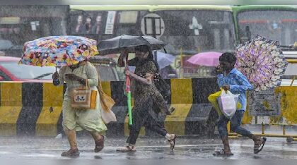 কলকাতায় শুরু তুমুল বৃষ্টি! কিছুক্ষণের মধ্যে ৬০ কিমি বেগে কালবৈশাখীর তাণ্ডব, ধেয়ে আসছে লাল সতর্কতা!