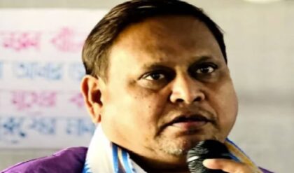‘যতদিন পৃথিবী থাকবে, কুরবানি চলবেই!’ শুভেন্দুকে প্রকাশ্য চ্যালেঞ্জ তৃণমূল বিধায়ক হুমায়ুন কবিরের, শোরগোল রাজনীতিতে! ‘যতদিন পৃথিবী থাকবে, কুরবানি চলবেই!’ শুভেন্দুকে প্রকাশ্য চ্যালেঞ্জ তৃণমূল বিধায়ক হুমায়ুন কবিরের, শোরগোল রাজনীতিতে!