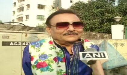 ‘ক্ষমতায় না থাকলেও পুলিশ তৃণমূলকে ভয় পায়!’ মদন মিত্রের এক মন্তব্যেই তোলপাড় রাজ্য রাজনীতি, তুঙ্গে বিতর্ক! ‘ক্ষমতায় না থাকলেও পুলিশ তৃণমূলকে ভয় পায়!’ মদন মিত্রের এক মন্তব্যেই তোলপাড় রাজ্য রাজনীতি, তুঙ্গে বিতর্ক!