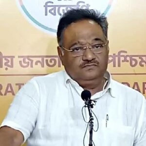 গণনার কয়েক ঘণ্টা আগে উলটপুরাণ! তৃণমূল কর্মীদের কেন ‘একজোট’ হওয়ার ডাক দিলেন শমীক?