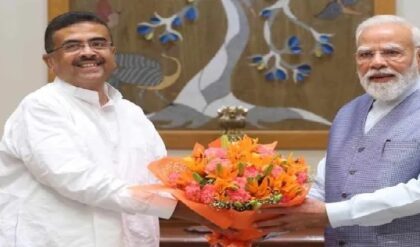 শিল্পে জোয়ার ও কর্মসংস্থান: বাংলার বদনাম ঘোচাতে শুভেন্দুর পাশে থাকার আশ্বাস মোদীর!