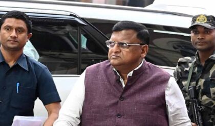 গণনার দিন কি অশান্তির আশঙ্কা? বড় আপডেট দিলেন সিইও মনোজ আগরওয়াল, কালকের জন্য কী প্ল্যান কমিশনের?