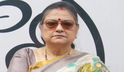 তৃণমূলের অন্দরে বড় বিস্ফোরণ! জেলা সভাপতির পদ ছাড়লেন কাকলি ঘোষ দস্তিদার, নিশানা আইপ্যাক তৃণমূলের অন্দরে বড় বিস্ফোরণ! জেলা সভাপতির পদ ছাড়লেন কাকলি ঘোষ দস্তিদার, নিশানা আইপ্যাক