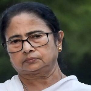 পুরসভায় কাউন্সিলরদের গণ-ইস্তফা! ডামাডোলের মাঝেই তড়িঘড়ি কালীঘাটে জরুরি বৈঠক মমতার পুরসভায় কাউন্সিলরদের গণ-ইস্তফা! ডামাডোলের মাঝেই তড়িঘড়ি কালীঘাটে জরুরি বৈঠক মমতার