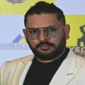 ‘চপ্পল দিয়ে মারার সময় এসেছে!’ পাঞ্জাবের হারে মেজাজ হারালেন যুবরাজ সিং? ‘চপ্পল দিয়ে মারার সময় এসেছে!’ পাঞ্জাবের হারে মেজাজ হারালেন যুবরাজ সিং?