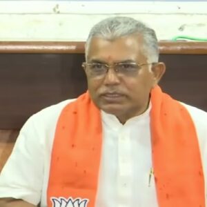 প্রশান্ত বর্মন ইস্যুতে পুলিশের বিরুদ্ধে খড়্গহস্ত মন্ত্রী! ‘মিথ্যা বলা আর গা ঘষে চলা’র অভ্যাস নিয়ে তোপ দাগলেন দিলীপ