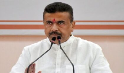কল্যাণী থেকে বড় ঘোষণা শুভেন্দুর: অন্নপূর্ণা ভাণ্ডার, ওবিসি সংরক্ষণ ও অনুপ্রবেশ নিয়ে কড়া অবস্থান! কল্যাণী থেকে বড় ঘোষণা শুভেন্দুর: অন্নপূর্ণা ভাণ্ডার, ওবিসি সংরক্ষণ ও অনুপ্রবেশ নিয়ে কড়া অবস্থান!